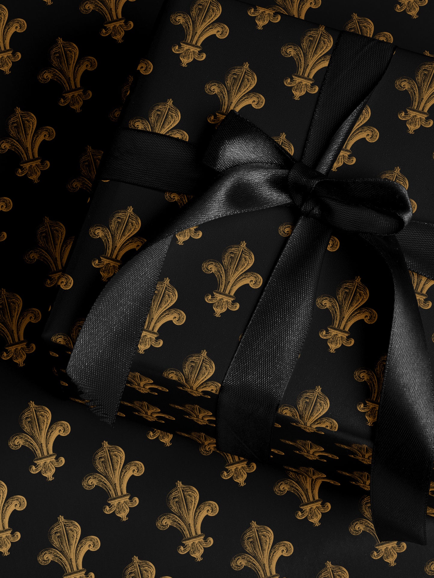 Vintage Fleur de Lis Wrapping Paper - House of Parlington