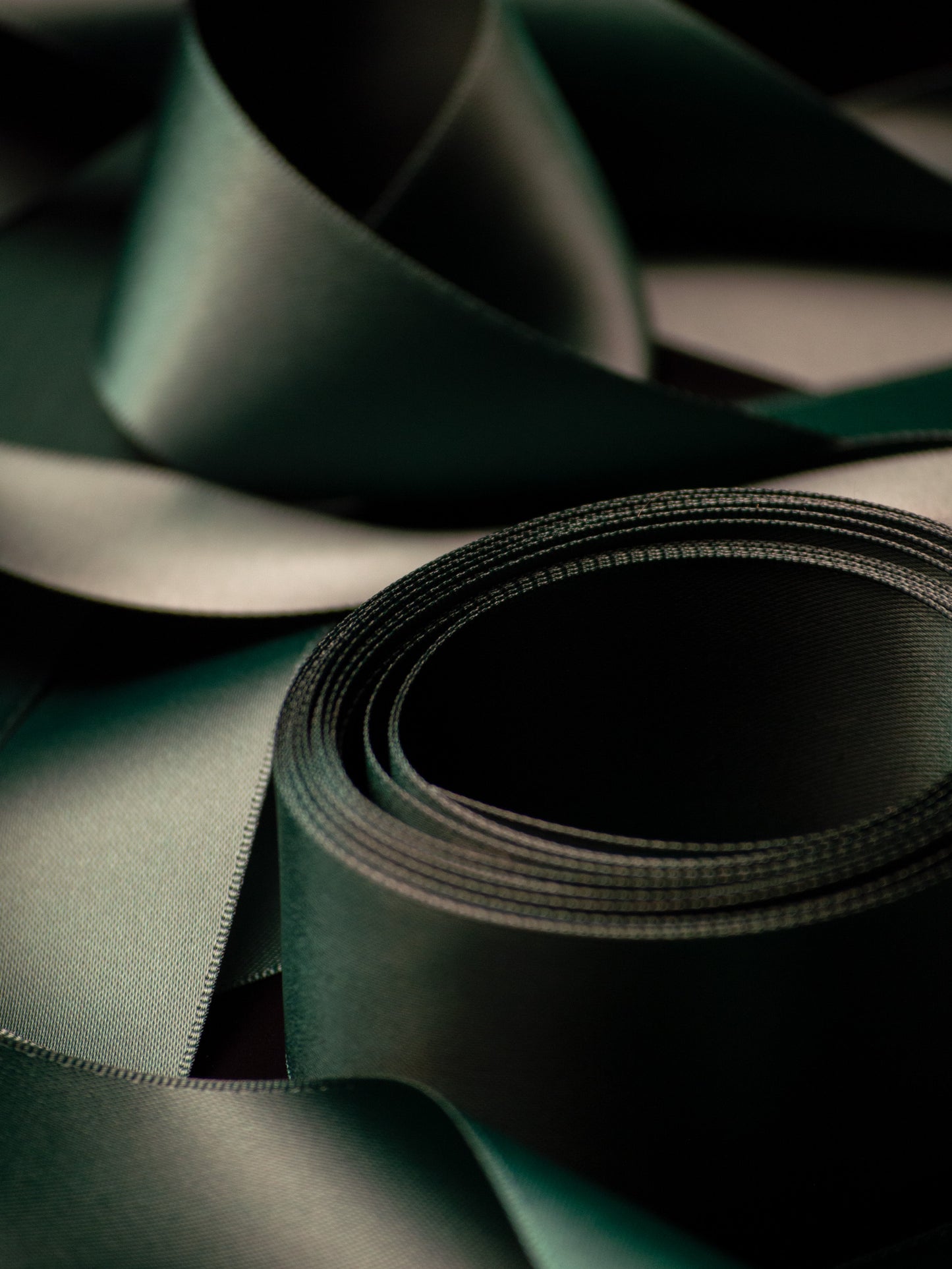 Green Double Faced Satin Ribbon - 1.5" | House of Parlington