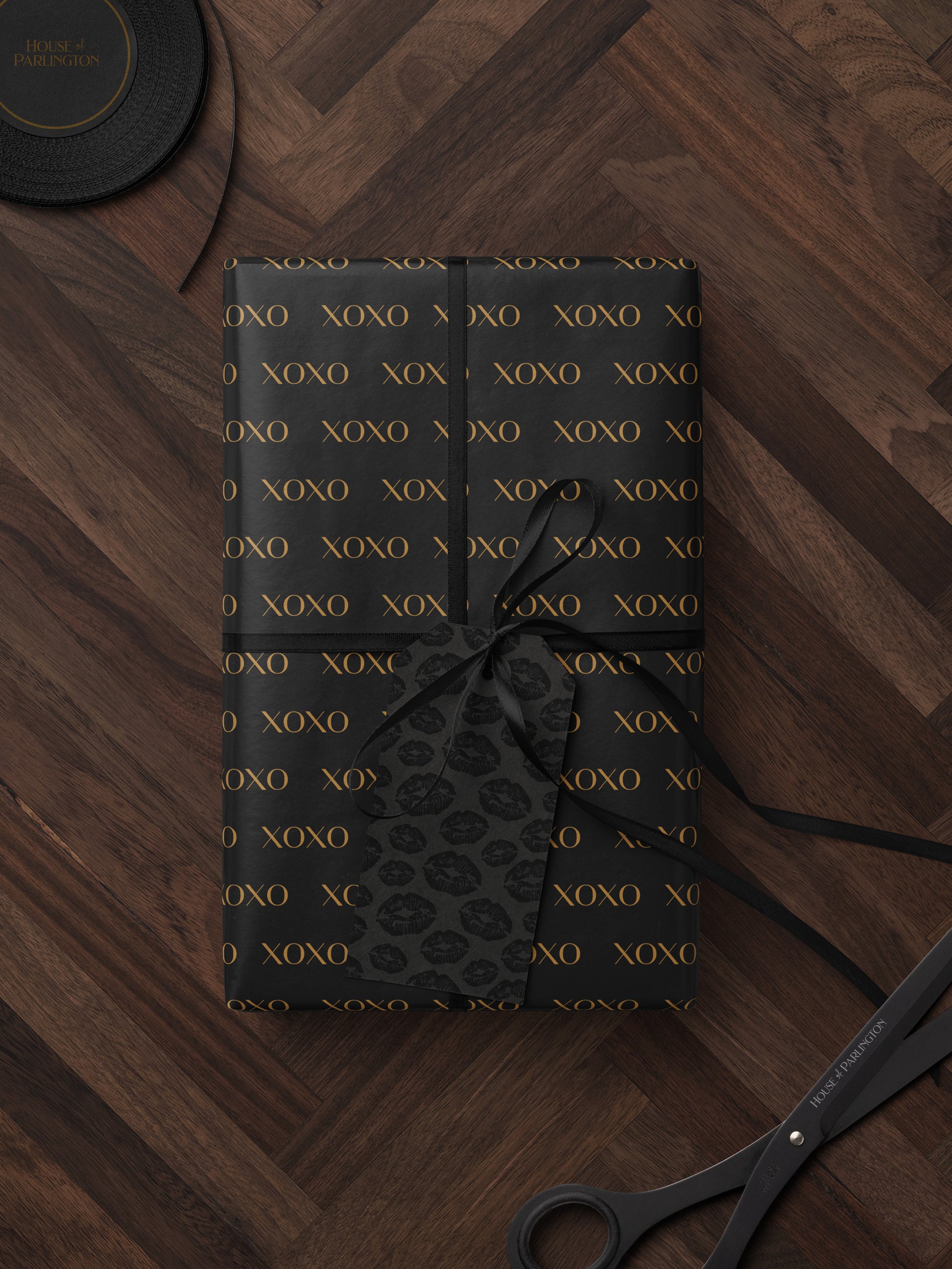 Gold XOXO Wrapping Paper - House of Parlington