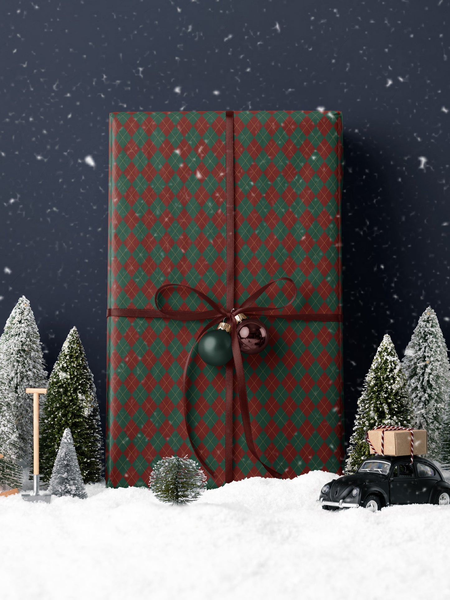 Christmas Argyle Wrapping Paper - House of Parlington